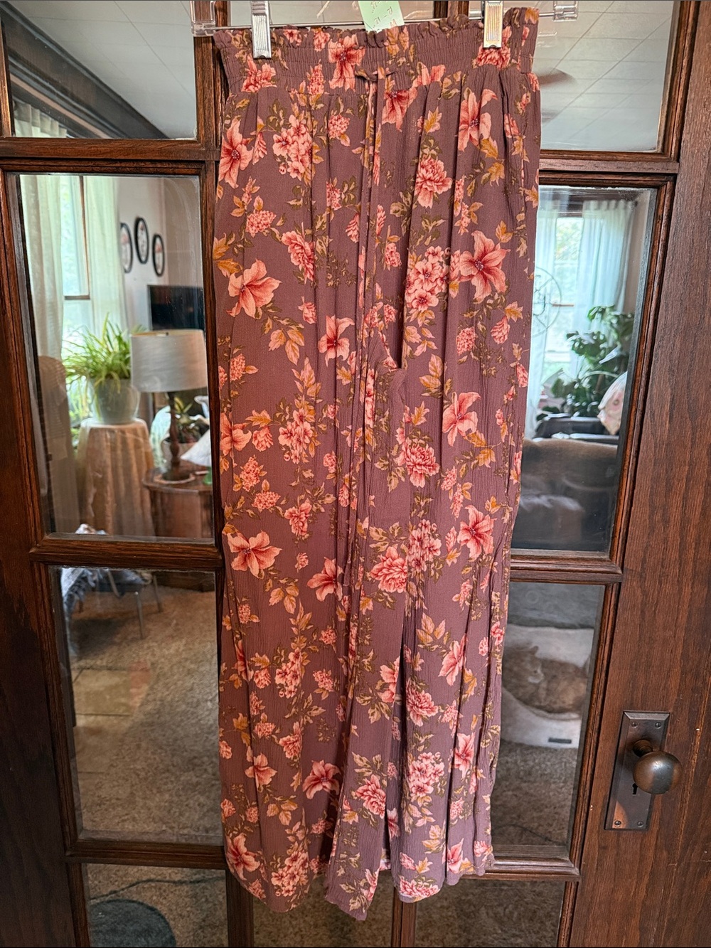 American Eagle Outfitters Mauve Wide-Leg Floral Pants
